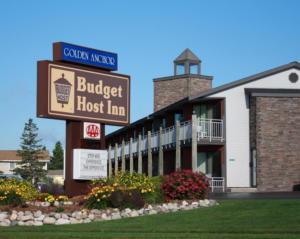 Budget Host Inn & Suites Saint Ignace Exterior photo